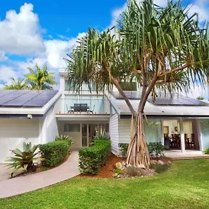 Secluded Oasis On The Water, Holiday home