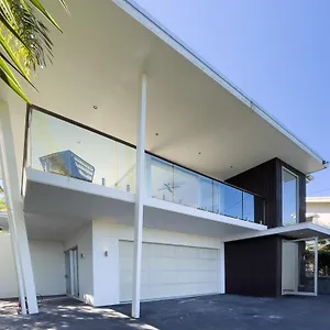 Stunning Views, Private Pool Near Hastings St Holiday home